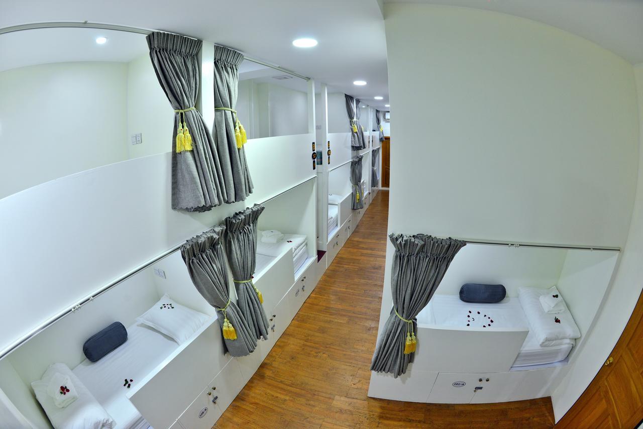 Backpacker Hostel (Adults Only) Rangoon Buitenkant foto